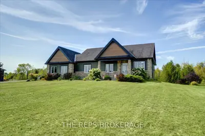 206 Country Lane Drive Se, Beckwith, On K7c 3p2