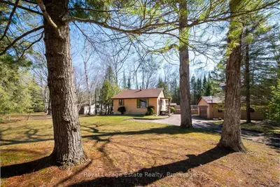 1207 Sauble Falls Road, South Bruce Peninsula, On N0h 2g0