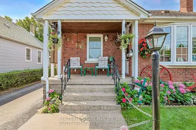 6322 Monroe Street W, Niagara Falls, On L2g 2g8
