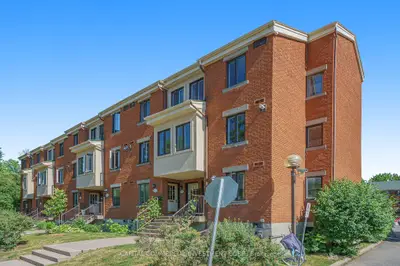 1174 Blasdell Avenue, Manor Park - Cardinal Glen And Area, On K1k 4h5
