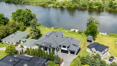 1981 Prince Of Wales Drive, Cityview - Parkwoods Hills - Rideau Shore, On K2c 3j7