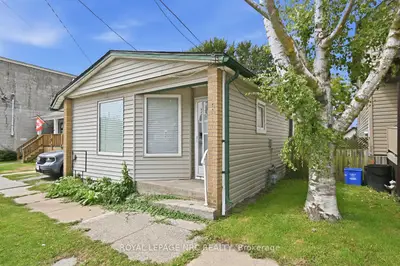 166 Mitchell Street, Port Colborne, On L3k 1y1