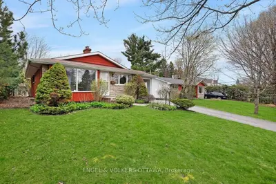 1869 Louisiana Avenue, Alta Vista And Area, On K1h 6t8