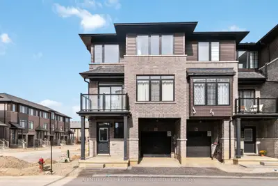461 Blackburn Drive 93, Brantford, On N3t 0w9