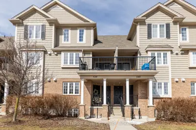 638 Woodlawn Road E B, Guelph, On N1e 0k4