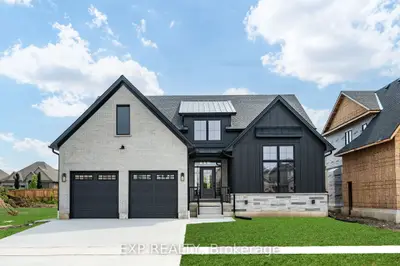 2052 Wickerson Road, London South, On N6k 4r6