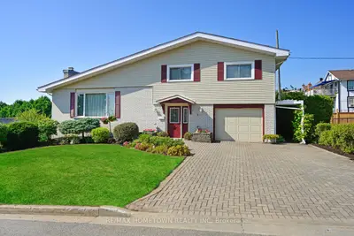 1 Hardy Crescent, Brockville, On K6v 3a2