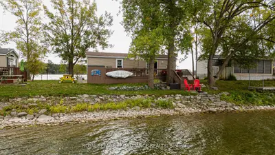 486 Cty Rd 18- 64 Cherry Beach Lane, Prince Edward County, On K0k 2t0