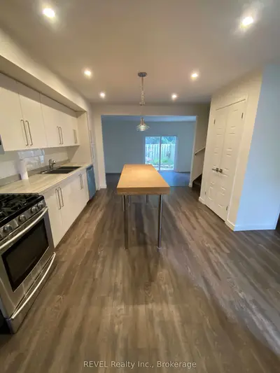 5815 Swayze Drive 22, Niagara Falls, On L2j 3w3