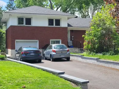 2748 Moncton Road, Britannia Heights - Queensway Terrace N And Area, On K2b 7w1