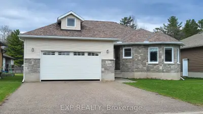 519 Coleraine Drive, Renfrew, On K7v 1x3