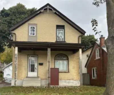 138 Courtland Avenue E, Kitchener, On N2g 2v1