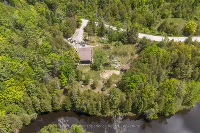 31 Digby Laxton Boundary Road, Kawartha Lakes, On K0m 2b0