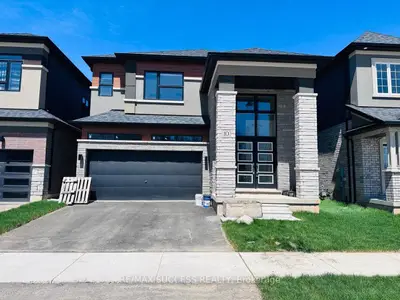 10 Waldron Street, Brantford, On N3v 0b9