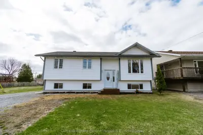 518 Sabourin Road, West Nipissing, On P2b 2p8