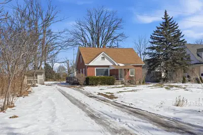 74 Freelton Road, Hamilton, On L0r 1k0