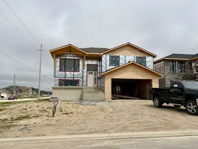 427 Burnside Street, Saugeen Shores, On N0h 2c3