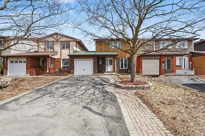 1367 Cedarcroft Crescent, Cyrville - Carson Grove - Pineview, On K1b 5g8