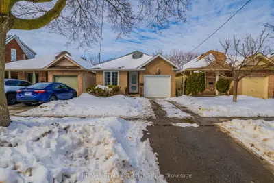 58 Waterloo Street 2, Brantford, On N3t 3r8