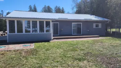 268 Dorcas Bay Road, Northern Bruce Peninsula, On N0h 2r0