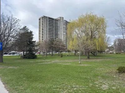 415 Greenview Avenue 2005, Britannia - Lincoln Heights And Area, On K2b 8g5