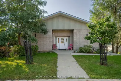 300 Main Street Unit 8, Deseronto, On K0k 1x0