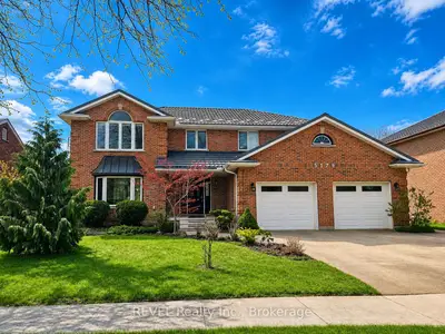 5179 Southgate Avenue, Niagara Falls, On L2e 7g4