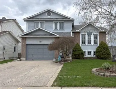 145 Parkside Drive W, Centre Wellington, On N1m 3m4
