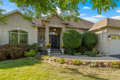 21 Farrow Road, Brantford, On N3t 5l7