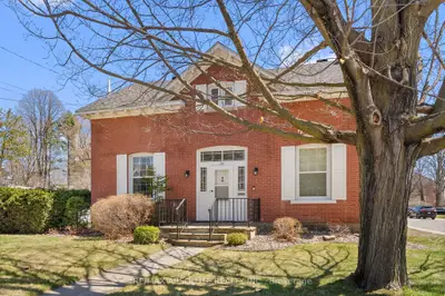 277 John Street N, Arnprior, On K7s 2p5