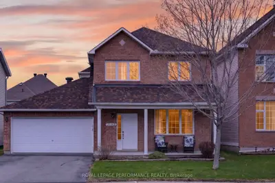 2102 Esprit Drive, Orleans - Cumberland And Area, On K4a 4g3