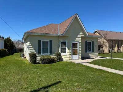 21 Victoria Street S, Saugeen Shores, On N0h 2l0