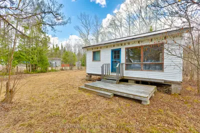 7b Bunchberry Lane, North Algona Wilberforce, On K0j 1x0