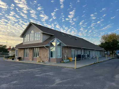 1040 Gardiners Road H, Kingston, On K7p 0g1