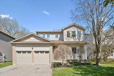 209 Elizabeth Crescent, Centre Wellington, On N1m 3n1