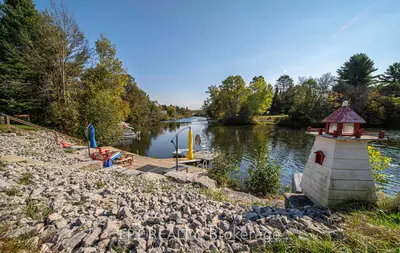 223 Shuttleworth Road, Kawartha Lakes, On K0m 1k0