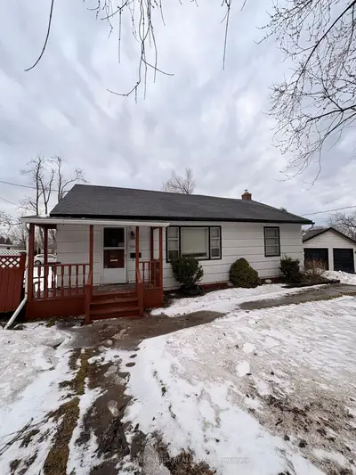 706 Fairbairn Street, Peterborough, On K9h 6b5