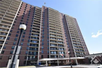 665 Bathgate Drive 104, Overbrook - Castleheights And Area, On K1k 3y4