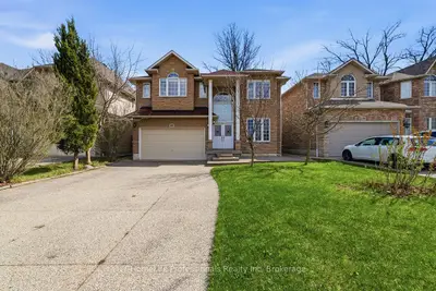 28 Shrewsbury Street, Hamilton, On L9k 1p9