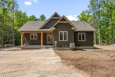 747 Lakewoods Drive, Madawaska Valley, On K0j 1b0