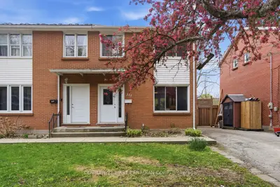 311 Maurice Street, London North, On N6h 1c7