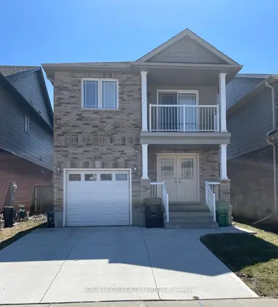 936 Banffshire Court, Kitchener, On N2r 1w8