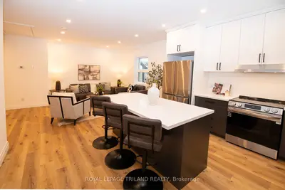 425 Dundas Street 202, London East, On N6b 1v9