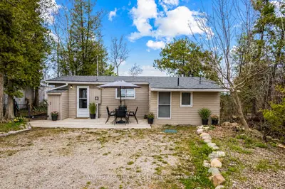 537 Bruce Road 13 Road, Native Leased Lands, On N0h 2l0