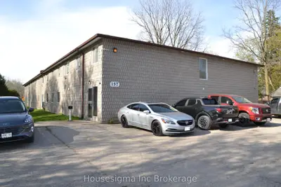 137 Dundas Street, Woodstock, On N4s 1a1