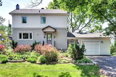 64 Starwood Road, Meadowlands - Crestview And Area, On K2g 1z3