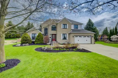 207 Woodridge Drive, Wilmot, On N0b 2h0