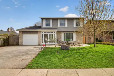 1093 Viscount Road, London South, On N6k 1h9