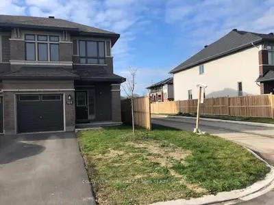 169 Shinny Avenue, Kanata, On K2v 0g4