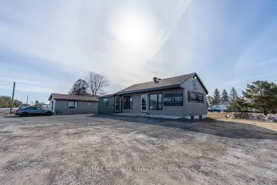 5785-5787 County Rd 17 Road, Alfred And Plantagenet, On K0b 1l0